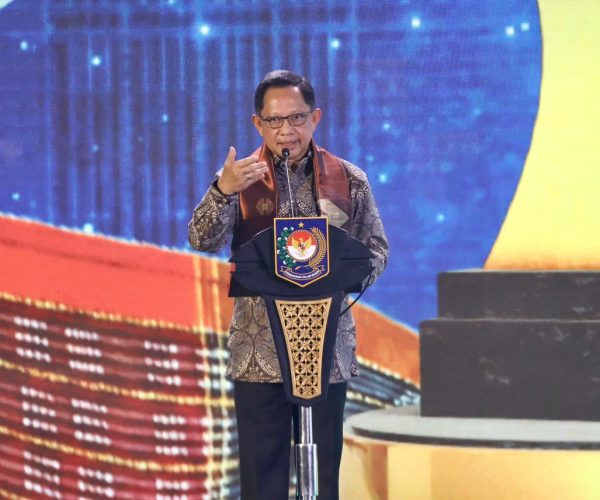 Tito Dorong Kompetisi Antardaerah untuk Wujudkan Indonesia ASRI