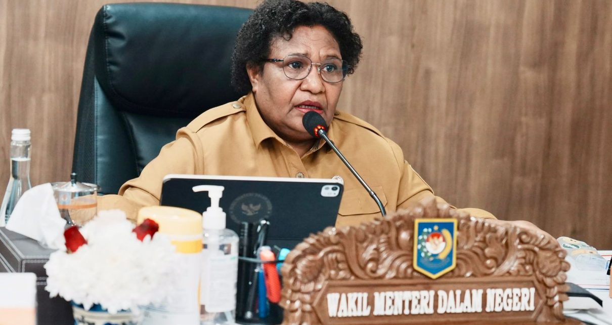Wamendagri Ribka Minta Pemda Cegah Karhutla Sejak Dini