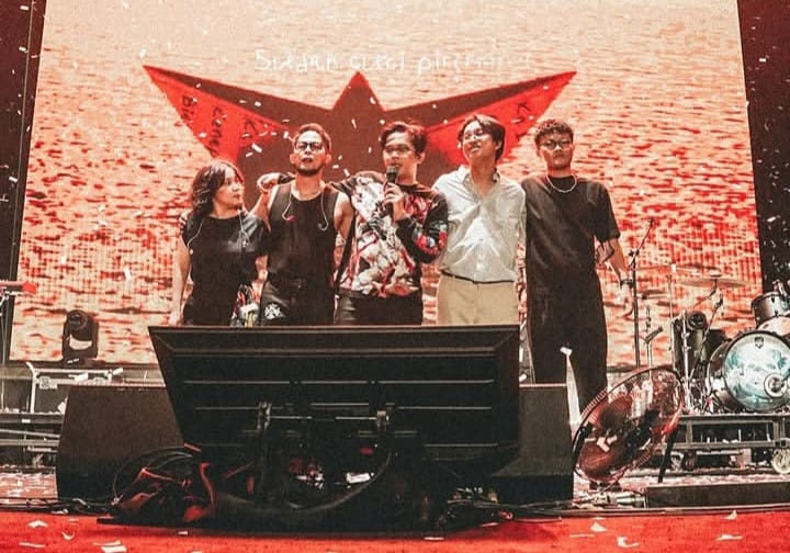 Grup Musik for Revenge Siap Buka Cerita Kelangsungan Band Saat Konser ‘Titik Sadrah’