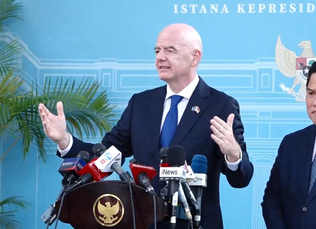 Erik dan Infantino FIFA