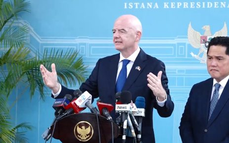Erik dan Infantino FIFA