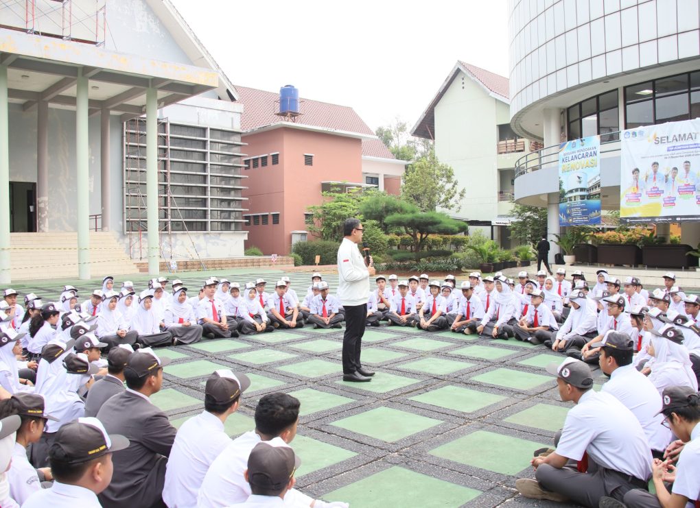 Bima Arya Ajak Siswa SMAN M.H. Thamrin Siapkan Indonesia Emas 2045