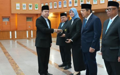 Lantik Empat Pejabat Baru, Sekjen Kemendagri Minta Evaluasi Menyeluruh dan Target Terukur