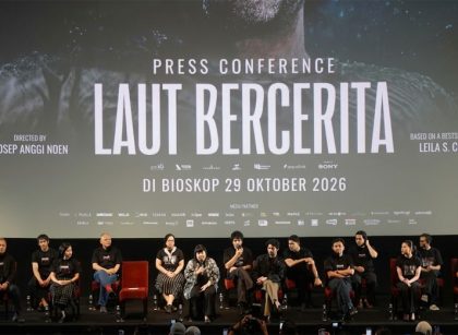 Film ‘Laut Bercerita’ Hadirkan Era 90-an dengan Batasi Penggunaan Teknologi Modern