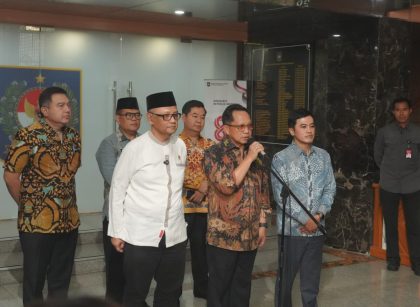 Mendagri Ajak Pemda Dukung Pembenahan Keberangkatan Haji dan Umrah