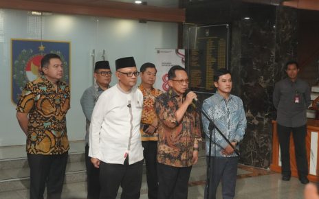 Mendagri Ajak Pemda Dukung Pembenahan Keberangkatan Haji dan Umrah