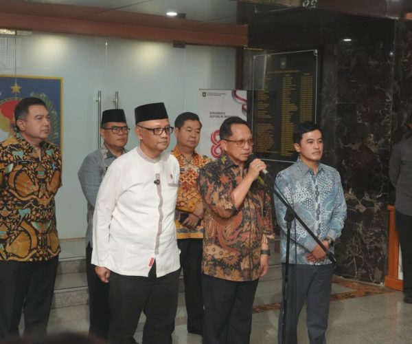 Mendagri Ajak Pemda Dukung Pembenahan Keberangkatan Haji dan Umrah