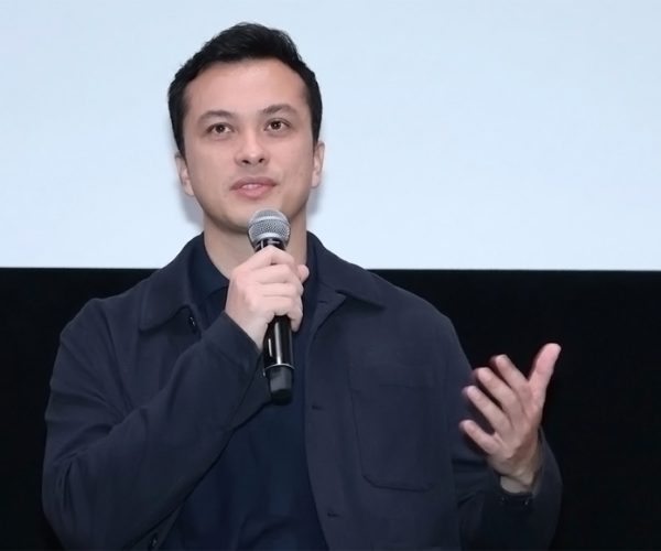 Nicholas Saputra Jadi Tokoh Utama, Produser dan Pencetus Ide Film ‘Merah Sebelum Fajar’