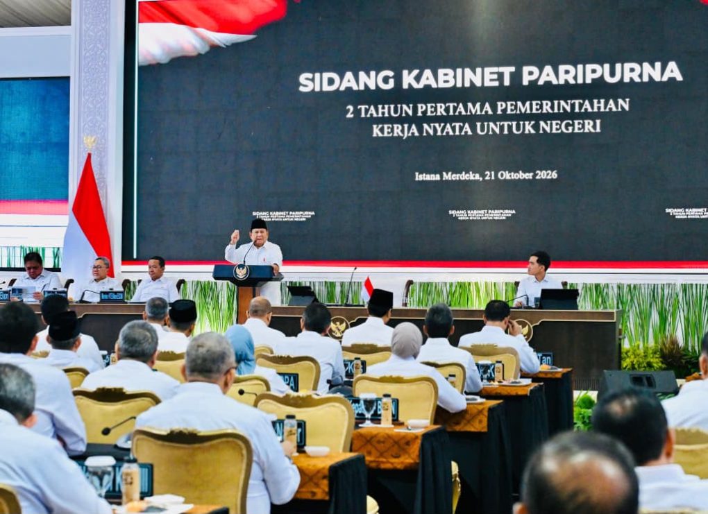 Mendagri Tito Hadiri Sidang Kabinet, Prabowo Tekankan Pentingnya Kekompakan