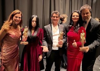 The Sacred Riana Cetak Prestasi Pesulap Indonesia Pertama Raih Les Mandrakes d’Or