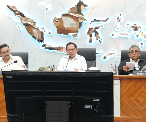 Tito Tegaskan Pemulihan Pascabencana Sumatera Tak Berhenti meski Bencana Susulan Mengancam